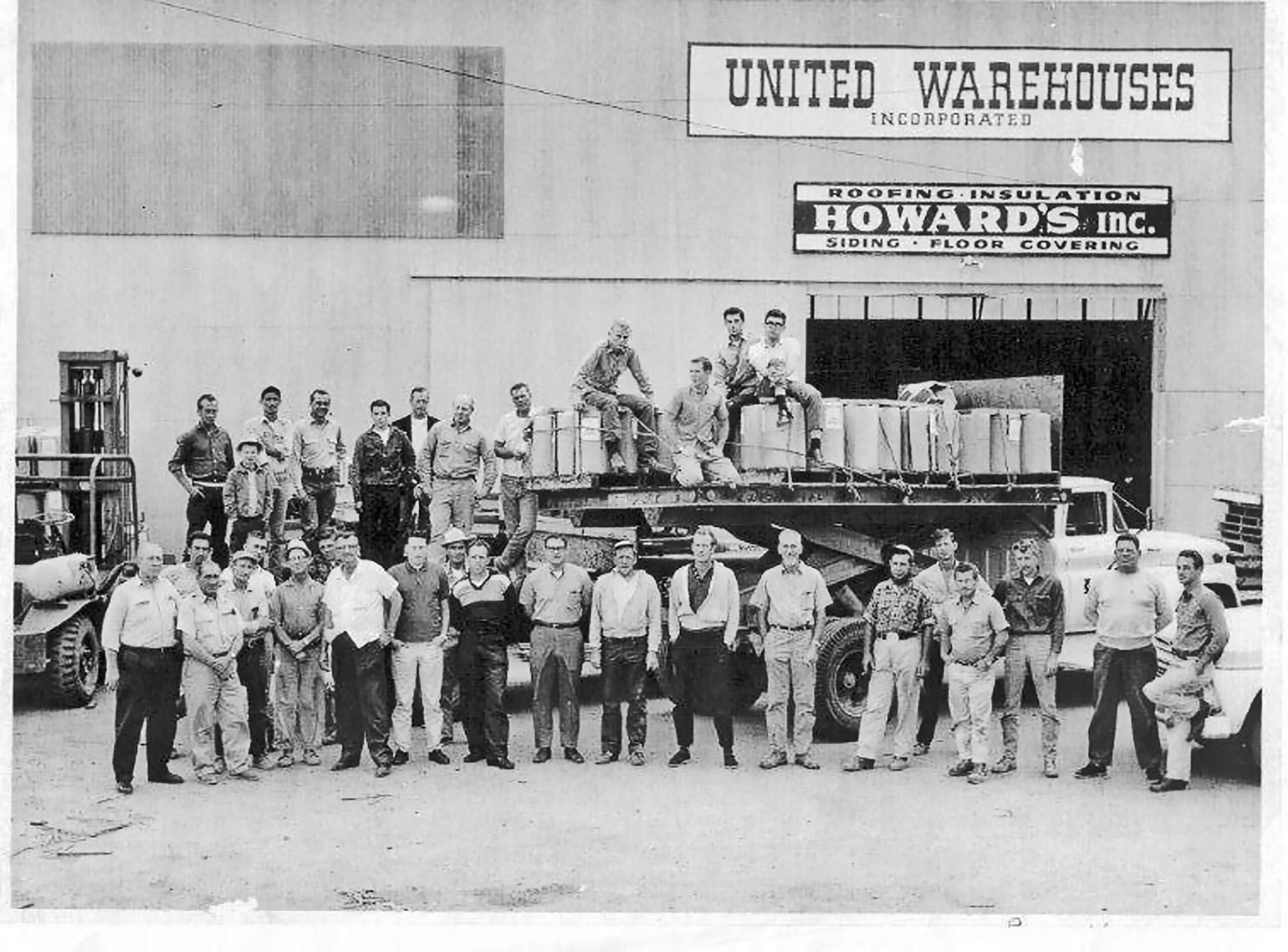 Howard roofing insulation group photo